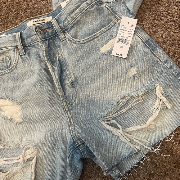 PacSun Shorts - Picture 2 of 4